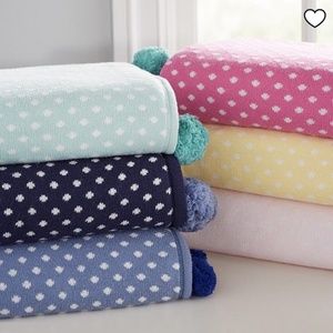 Pottery Barn Kids Pink Dot Knit Sherpa Baby Blanket With Pom Poms